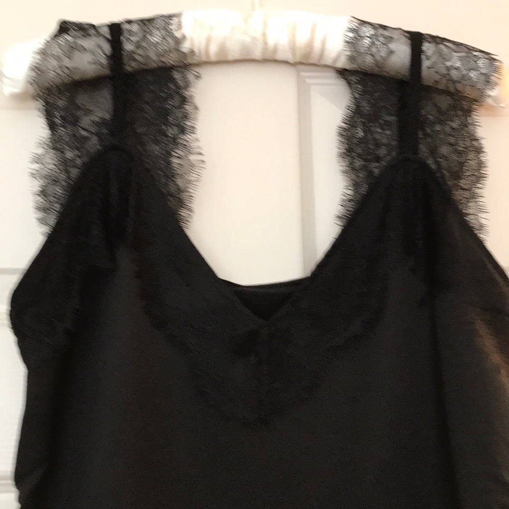 Black lace cami top - Picture 5 of 6